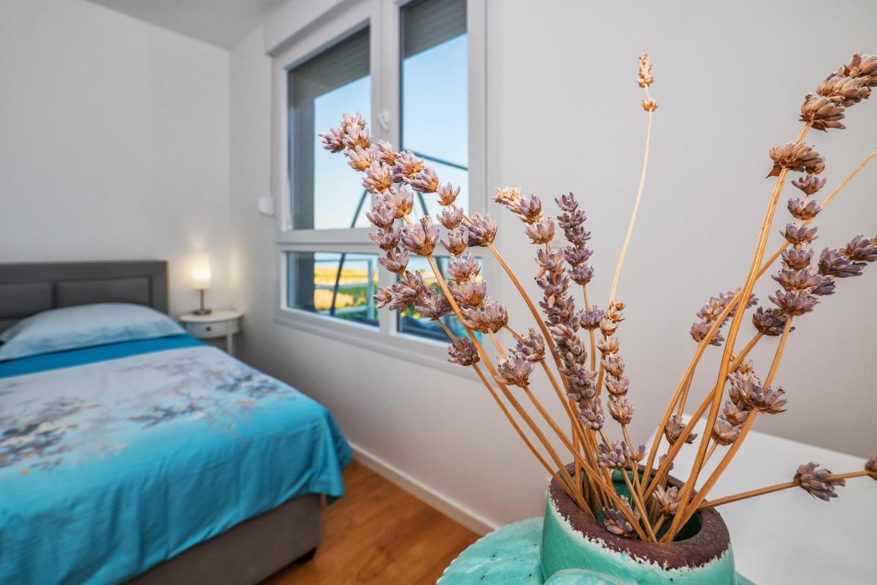 Sea View With Garden Apartment Joshua Split Exterior foto